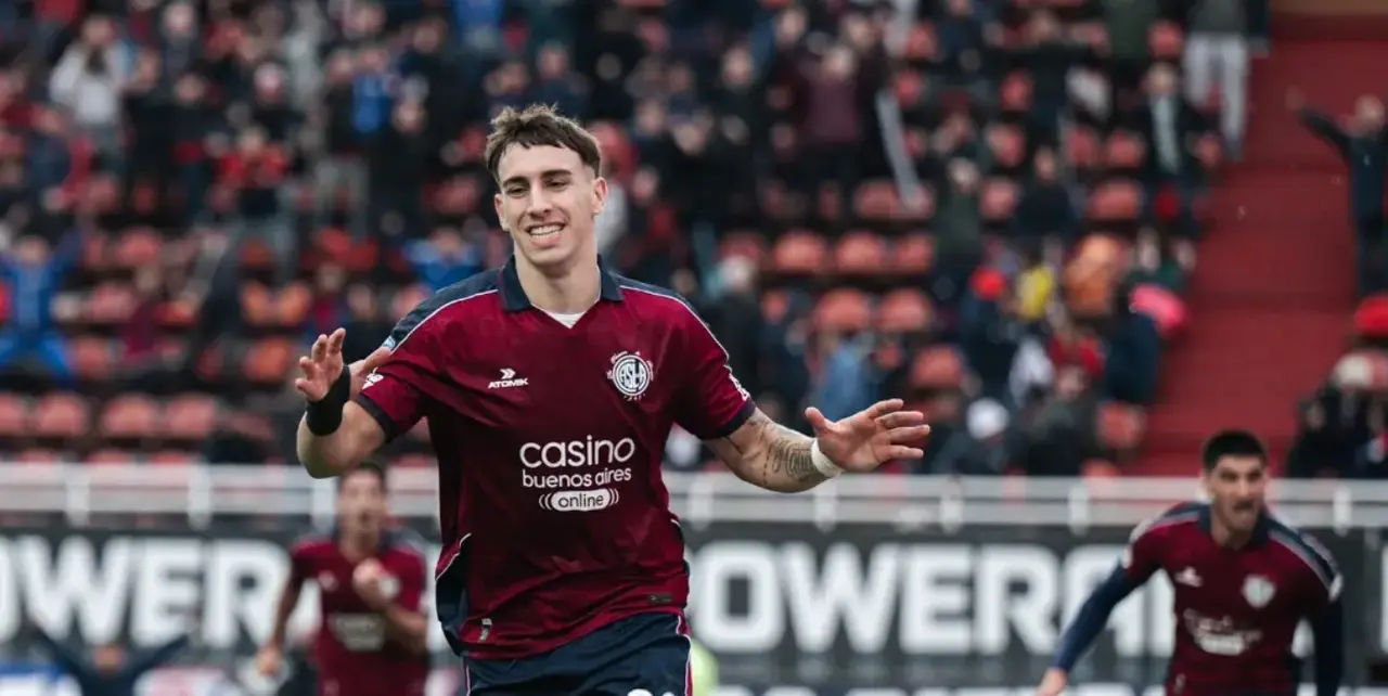 Auzmendi celebra el gol del triunfo de San Lorenzo ante Uni&oacute;n