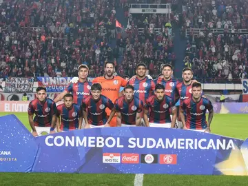 69859751-0C5C-4EA1-8AFE-E650F0FD7673