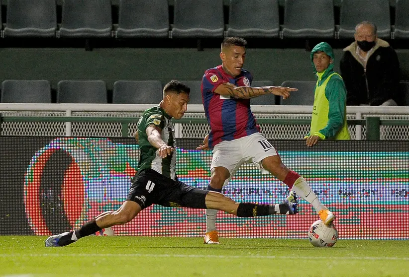 Centurión vs Banfield