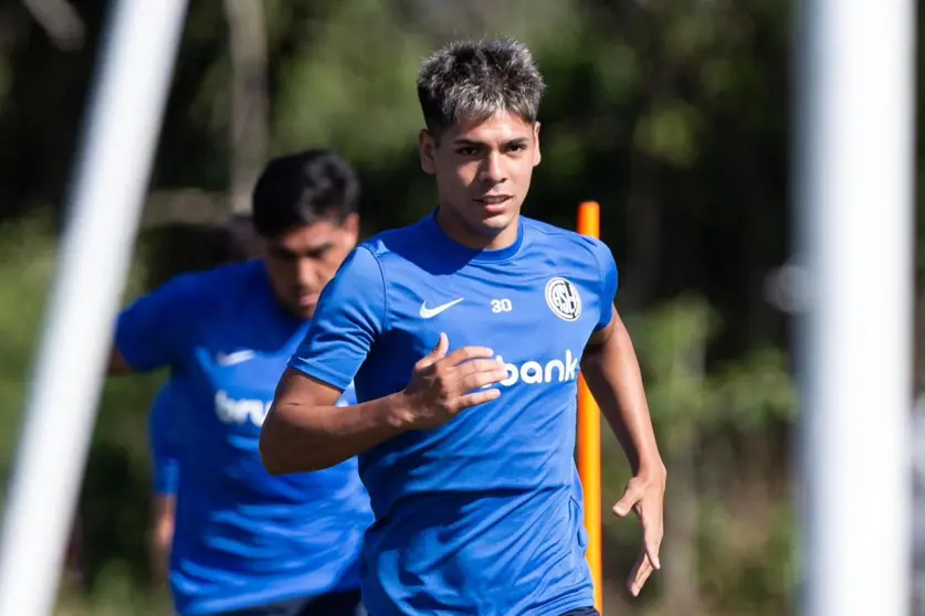 San Lorenzo entrena en Uruguay.