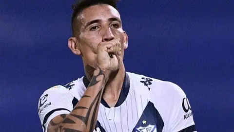 adrianricardo1993_179997872_4157269524312556_1780439678859343035_n-crop