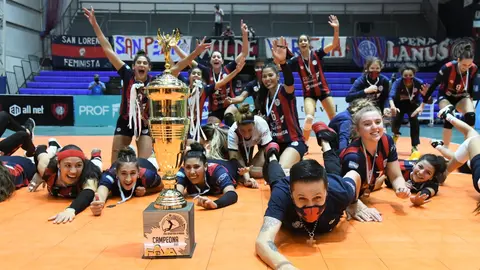 Foto: Twitter @CASLAVoley