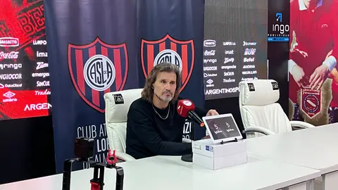 48EA0479-291E-4E79-81BC-71C8B0DD7A85