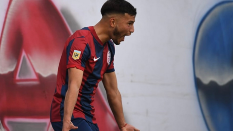 F3C2D39D-A60B-4E7D-8265-2D3C0370775E