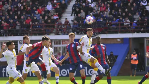 D1C71369-0B01-4C68-82FE-D037524A733A