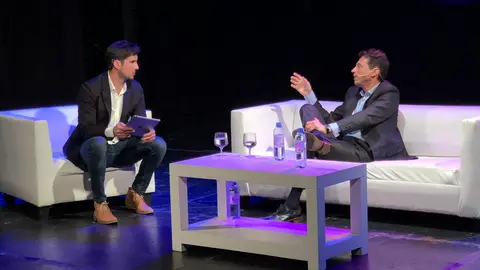 57713FD2-69F5-44DD-9CF3-7ABAA6A1545C