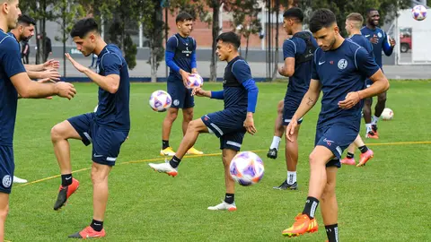 5AD461C2-3327-4F50-8118-CDDE4C869A0B