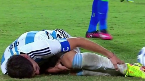 Agust&iacute;n Giay tobillo