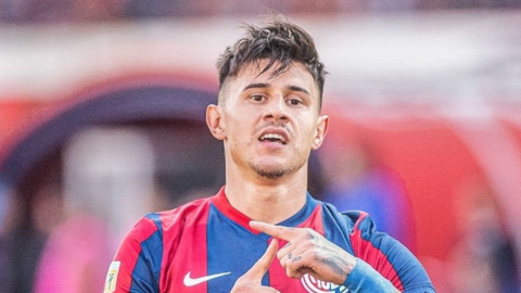 A5B37FB7-06B0-4CBA-9AAE-12C03AE680E6