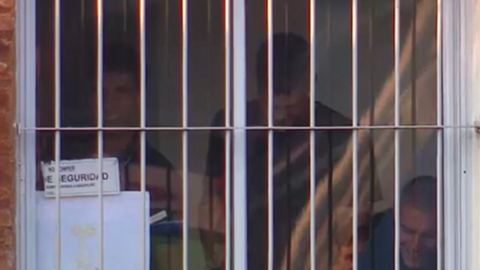 Federico Gattoni viendo el partido de San Lorenzo vs Godoy Cruz