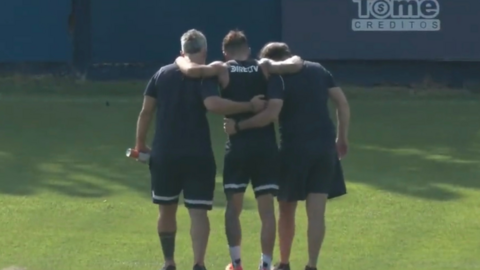 281F4051-4F0F-4FEF-BA90-A12EBCBD047B