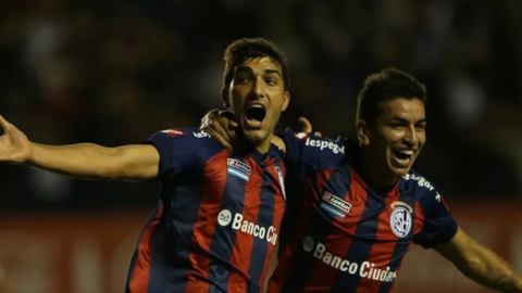 B15AB57B-6EFF-42EC-8E59-BED47558EE81