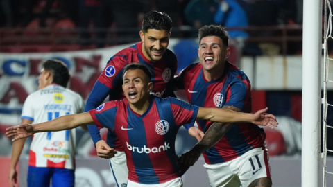 2A337B35-535F-461E-AEF8-88544C12AB80