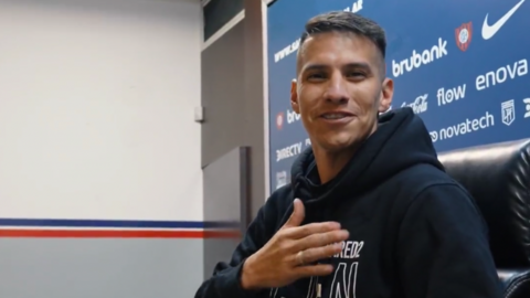 56339897-BB96-4778-A4AE-266E5F9EFB0A