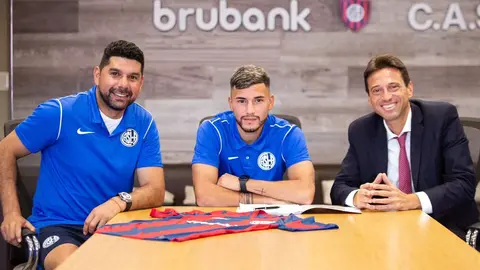 Leguizamón extendió su contrato con San Lorenzo.