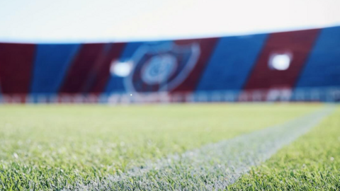 Se pusieron en venta los abonos con sensibles aumentos.