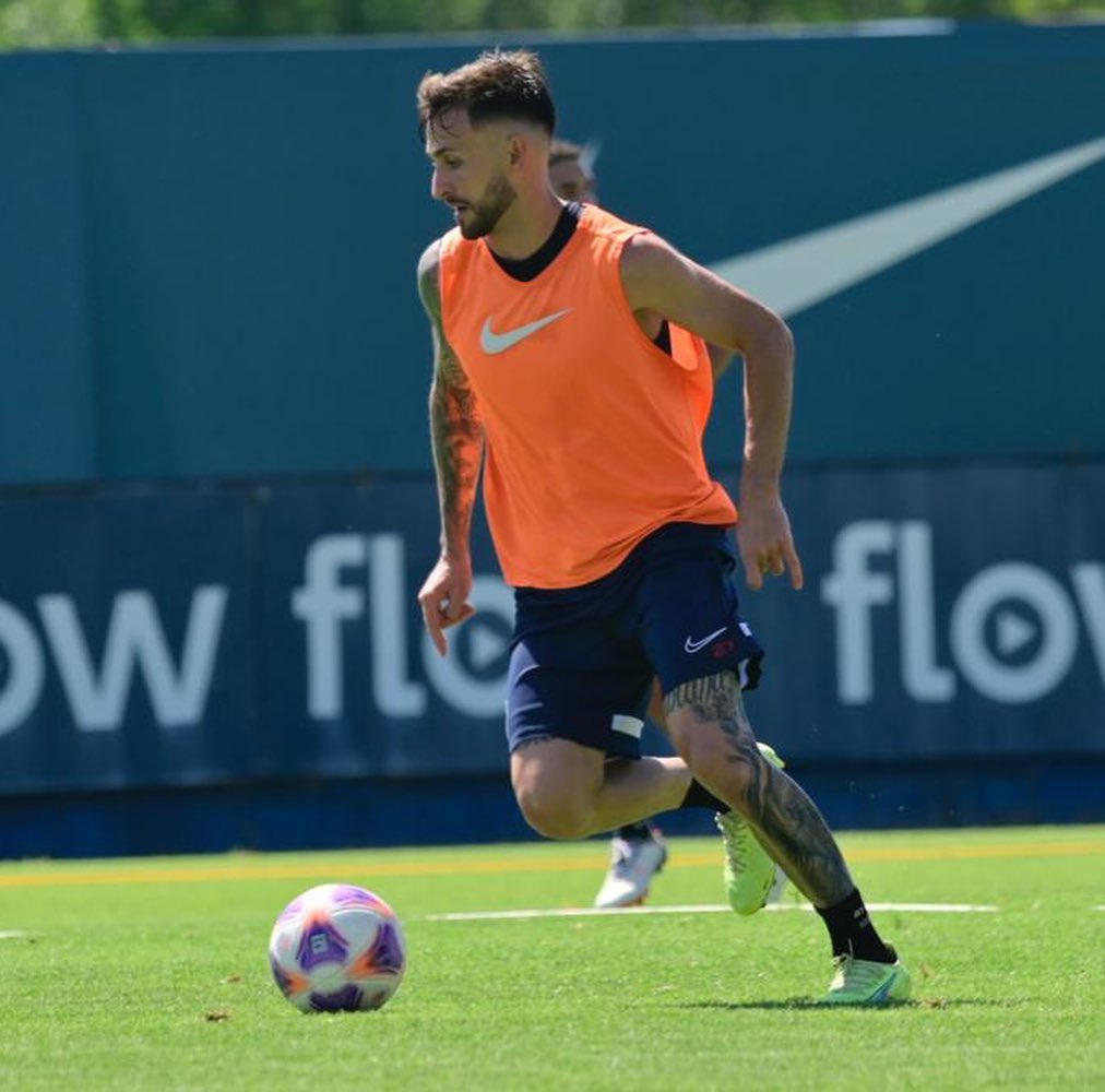 Jalil Elías entrena duro en la pretemporada de San Lorenzo