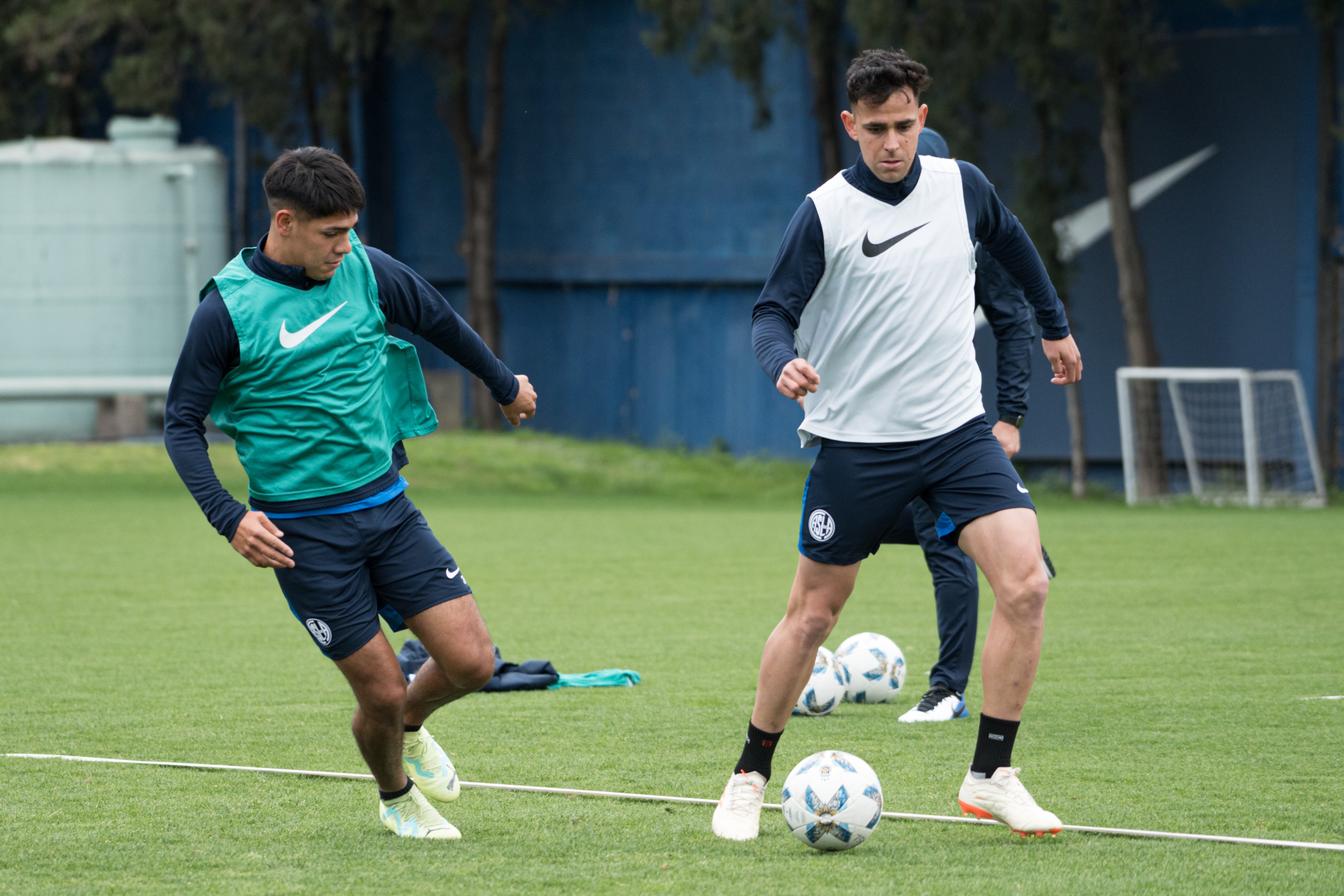 San Lorenzo entrenando